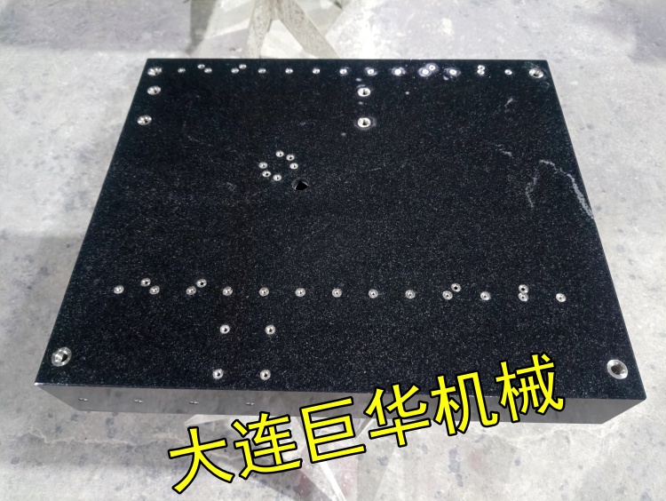 大理石底板上面的螺絲扭力多大的？
